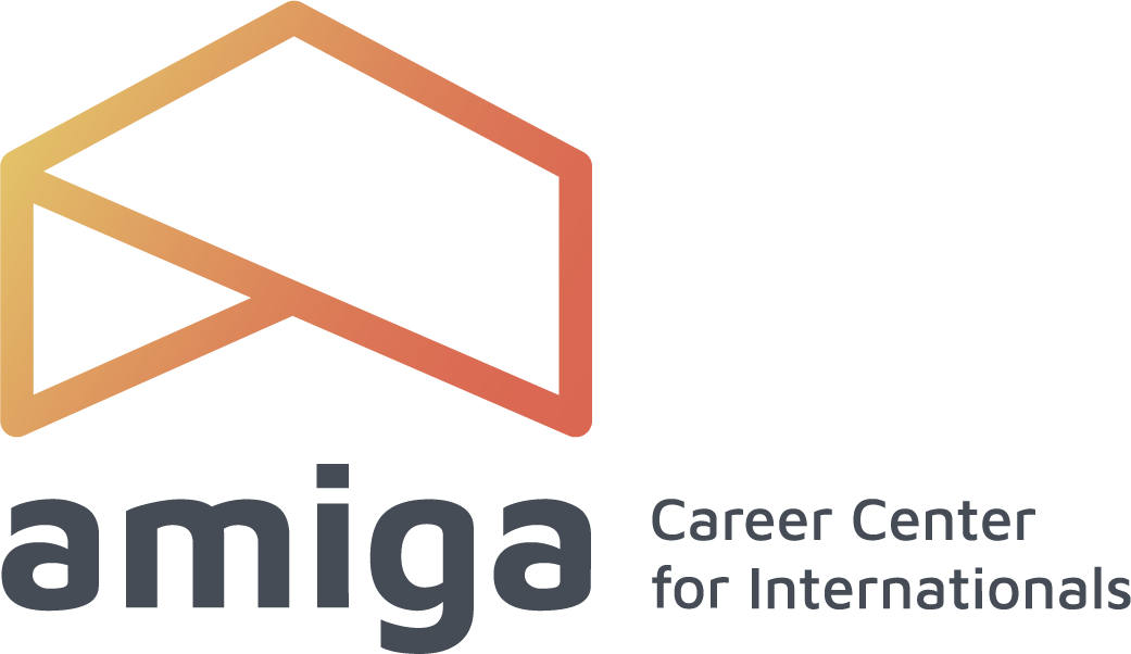 amiga_logo_claim_links_transparent